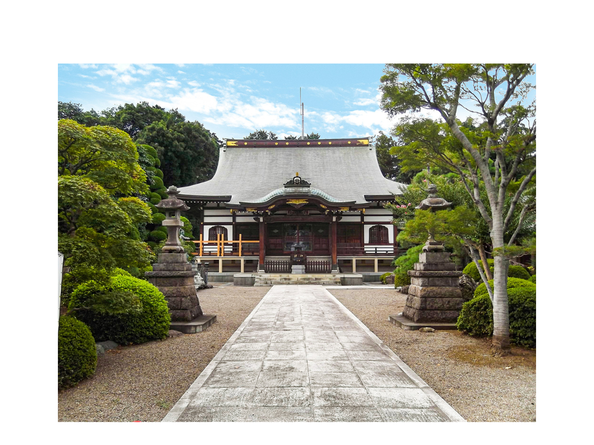 ⾕雲寺寺院内風景